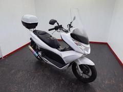 ホンダ　ＰＣＸ　ＪＦ２８　前期　モリワキマフラー　ロングスクリーン　ＢＯＸ付き　シート張替え中