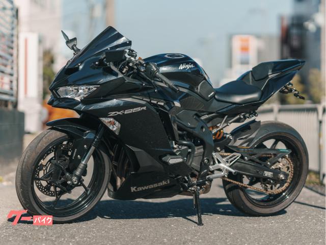 カワサキ Ninja ZX－25R OHLINSカスタム 中古車