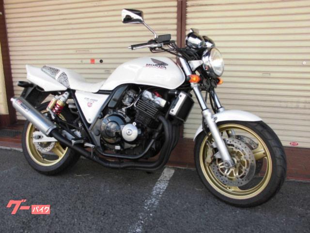 ＣＢ４００Ｓｕｐｅｒ　ＦｏｕｒバージョンＳ　ヨシムラマフラー／カスタムシート