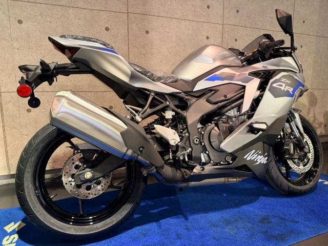 カワサキ Ninja ZX－4R SE 2027年モデル｜ベイシスト