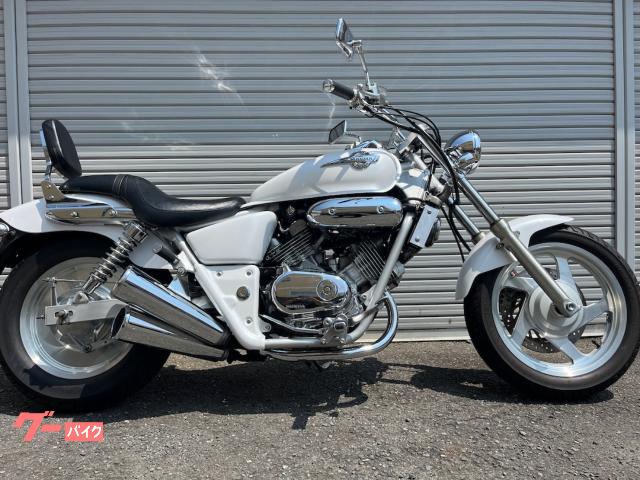 Ｖ−ＴＷＩＮ　ＭＡＧＮＡ　　　　１９９４年モデル　バックレスト付き　パールホワイト