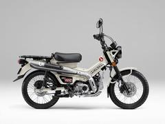 ホンダ　ＣＴ１２５ハンターカブ　２０２５年国内最新モデル　自動遠心クラッチ４速ロータリ−変速　５段階プリロードアジャスターリアショック装備