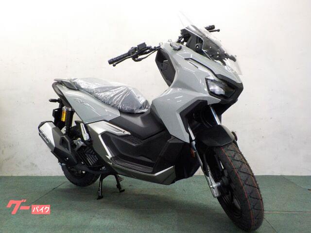 ＡＤＶ１６０　２０２５年式現行最新モデル　メーカ保証２年付き　ＡＢＳ　パールスモーキーグレー