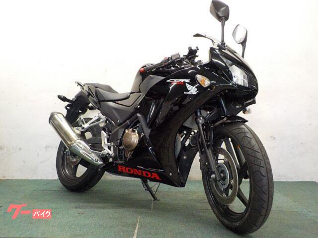 ＣＢＲ２５０Ｒ　２０１７年式モデル　ＡＢＳ付き　ヘルメットロック　レバーカスタム　２灯ヘッドライト