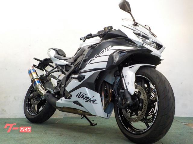 【正規品】 Man 素直4　おまけ付き カワサキ Ninja ZX－4R SE 2025年モデル ビームス
