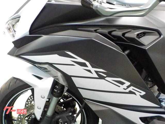 カワサキ Ninja ZX－4R SE 2025年モデル ビームス