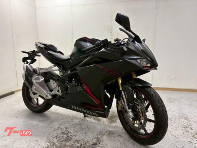 ＣＢＲ２５０ＲＲ　ＥＴＣ２．０　ヘルメットホルダー　ＡＢＳ　ディスクブレーキ　倒立フォーク　スロットルバイワイヤ