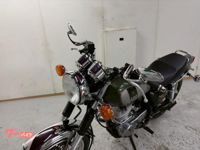 ヤマハ SR400 キャプトンマフラー USB電源 シートあんこ抜き