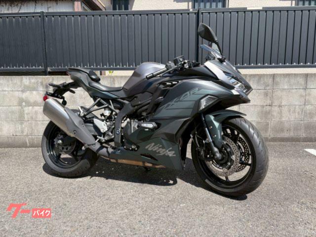 ニンジャＺＸ−４Ｒ　ＥＴＣ２．０　ラムエア加圧　倒立フォーク　純正スペアキー　アシスト＆スリッパークラッチ　電子スロットル