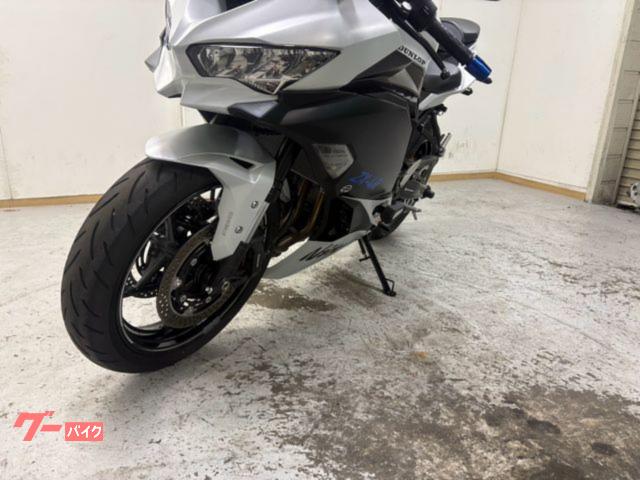 カワサキ Ninja ZX－4R SE ヨシムラマフラー ETC2．0