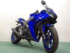 ヤマハ　ＹＺＦ−Ｒ２５　フェンダーレス仕様　ウインカーカスタム　マルチバー　タンクパッド　ブルーホイール