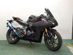 ホンダ　ＣＢＲ２５０ＲＲ　クイックシフター　ＢＥＥＴ製フルエキマフラー　ＵＳＢポート　バックステップ　スクリーン　スマホホルダー
