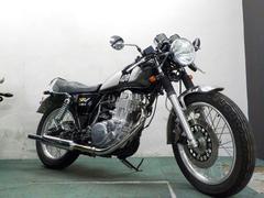 ヤマハ　ＳＲ４００　２０１６年式モデル　キャブトンマフラー　セパレートハンドル　タックロールシート　ヨーロピアンウインカー　バックステップ