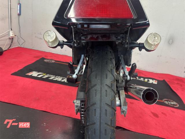 ホンダ CBR400F 赤黒2型カラー カスタム多数 NC17｜バイク