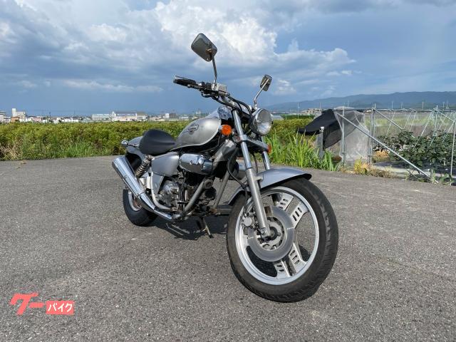 ＭＡＧＮＡ　ＦＩＦＴＹ　バッテリー新品　スパークプラグ新品