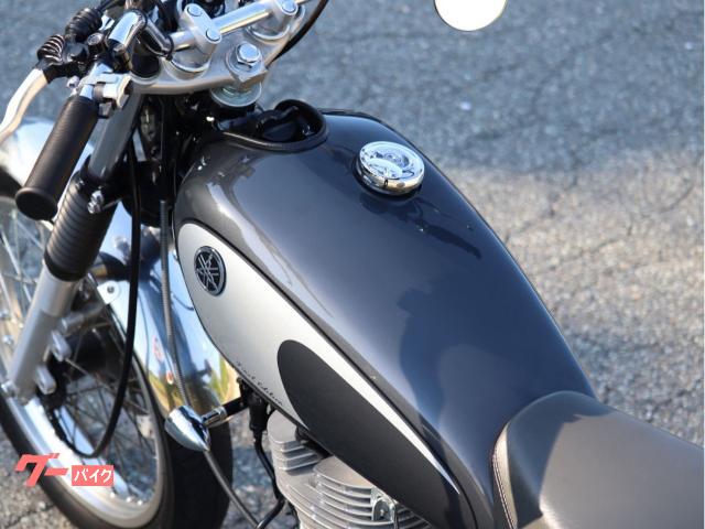 ヤマハ SR400 ファイナルエディション トラッカーカスタム ヤマハ SR400 ファイナルエディション トラッカーカスタム