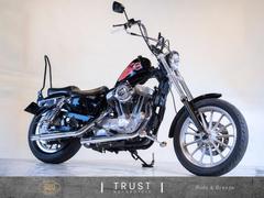 XL883(ハーレーダビッドソン) ブラック系・黒色のバイク一覧