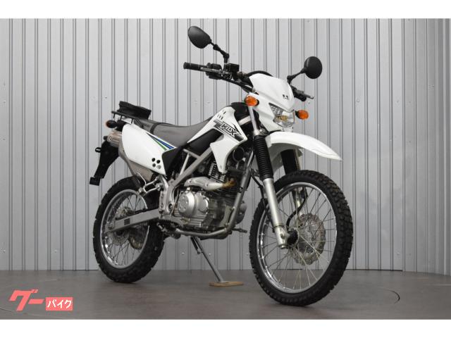 ＫＬＸ１２５　ホワイト　２０１６年モデル　社外ハンドル　社外レバー　リアキャリア　シガーソケット　ＵＳＢ２口