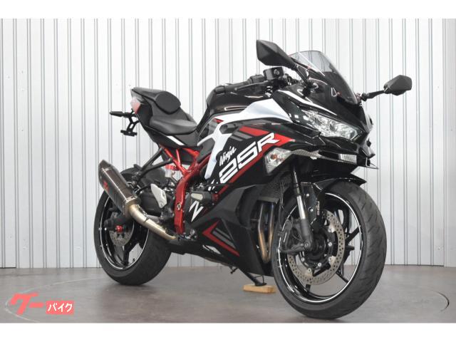 Ｎｉｎｊａ　ＺＸ−２５Ｒ　ＥＴＣ付き　クイックシフター装備　社外マフラー　フェンダーレス　カスタム多数