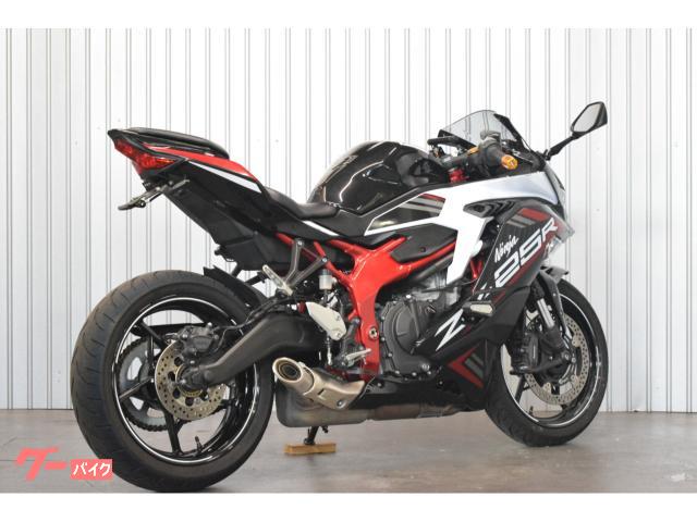 カワサキ Ninja ZX－25R クイックシフター装備