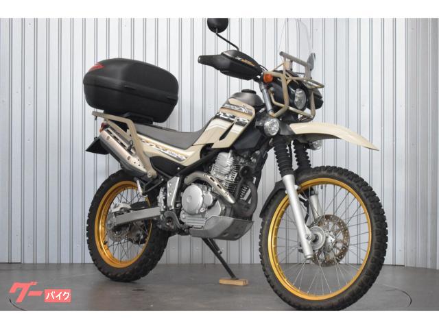 セロー２５０　ＤＧ１７Ｊ　２０１４年モデル　ベージュ　スクリーン　ハンドガード　リアボックス