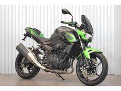 カワサキ　Ｚ４００　２０２１年モデル　フェンダーレス　社外グリップ　２口ＵＳＢポート　ＥＴＣ