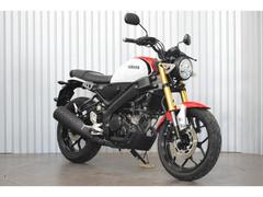 ヤマハ　ＸＳＲ１５５　ホワイトレッド　ノーマル