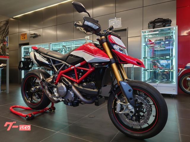 ＤＵＣＡＴＩ ハイパーモタード９５０ＳＰ オーリンズ製ステアリング