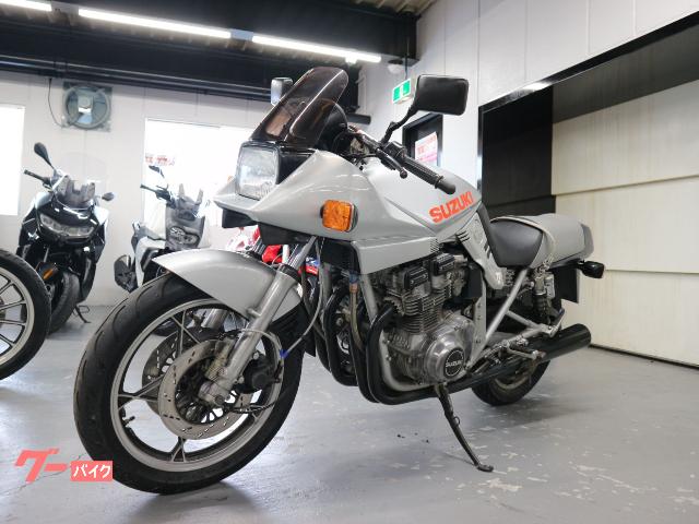 バイクスズキ　刀750アッパーカウル　純正色