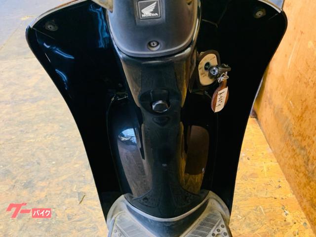 ホンダ トゥデイ 前輪タイヤ新品 ドライブベルト新品 プラグ新品 エア