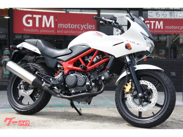 ＶＴＲ２５０Ｆ　２０１３年モデル　ノーマル　ＥＴＣ車載器　エンジンスライダー　グリップヒーター付　バッテリー新品