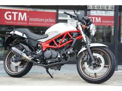ホンダ　ＶＴＲ２５０　Ｆｉインジェクション　２０１５年モデル　サイレンサー　ブレーキホース　リアキャリア　リアインナーフェンダー