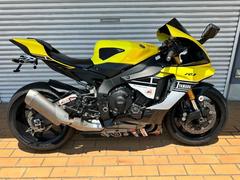 ヤマハ　ＹＺＦ−Ｒ１　プレスト正規モデル　ＲＮ４９１　カスタム多数　アサヒナレーシングエグゾーストパイプ／ＯＶＥＲバックステップ他検査２年
