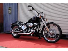 ＨＡＲＬＥＹ−ＤＡＶＩＤＳＯＮ　ＦＸＳＴＣ　ソフテイルカスタム・バンス＆ハインズ製マフラー・ノーマル車・販売店保証あり