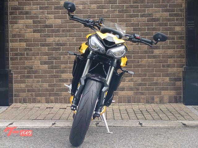 ストリートトリプルRS 新車