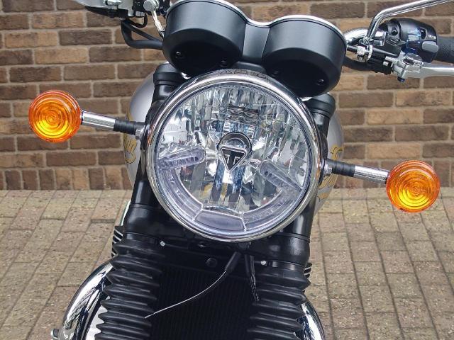 ボンネビルT120 ICON EDITION