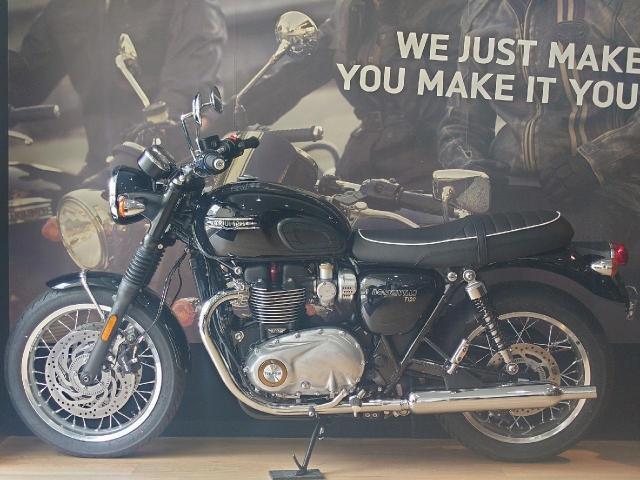 ボンネビルT120 登録済み未使用車