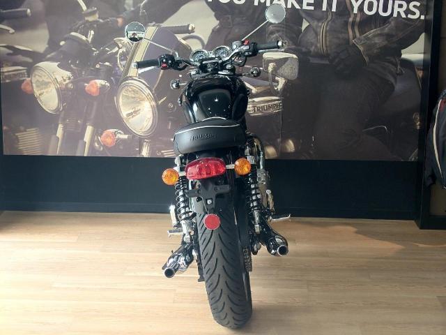 ボンネビルT120 登録済み未使用車
