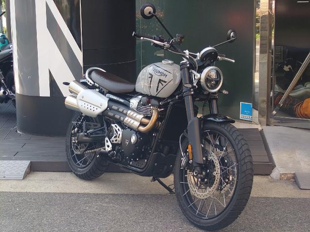 スクランブラー1200X 登録済み未使用車 認定保証付