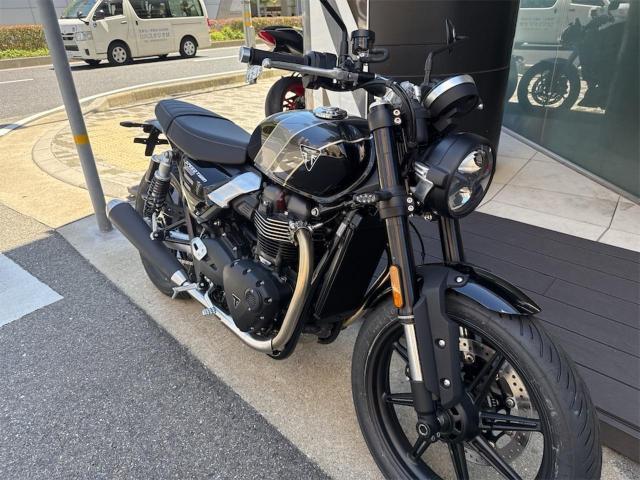 スピードツイン900 ファントムブラック 新車
