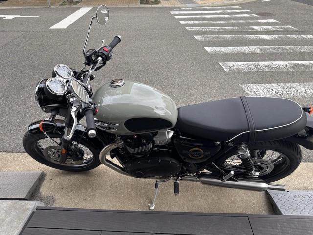 ボンネビルT100 2026年モデル新車 ストーングレー