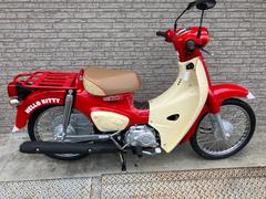ホンダ　スーパーカブ５０　ハローキティ５０周年記念限定モデル