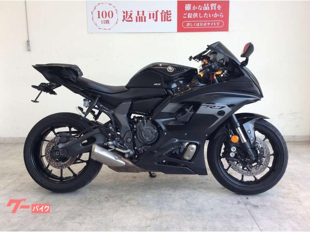 ＹＺＦ−Ｒ７　２０２５年モデル　充電機能付きスマホホルダー　フェンダーレス　スクリーン　グリップヒーター　スライダー　レバー