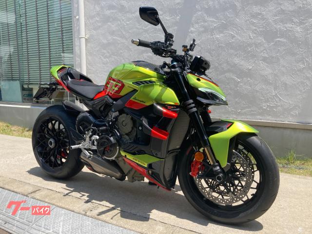 ストリートファイターＶ４ランボルギーニ