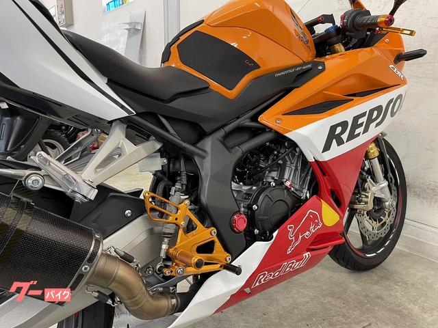 ホンダ ＣＢＲ２５０ＲＲ ＭＣ５１ ２０１７年式モデル レプソルペイントカラー アクラボビッチマフラー フェンダーレス 他アクセサリ多数｜バイク王  京都伏見店｜新車・中古バイクなら【グーバイク】