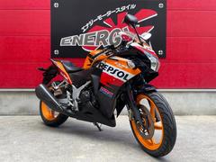 ホンダ　ＣＢＲ２５０Ｒ　２０１３年式　インジェクション車　レプソルカラー　ワンタッチスマホホルダー　ＵＳＢ電源ポート付属