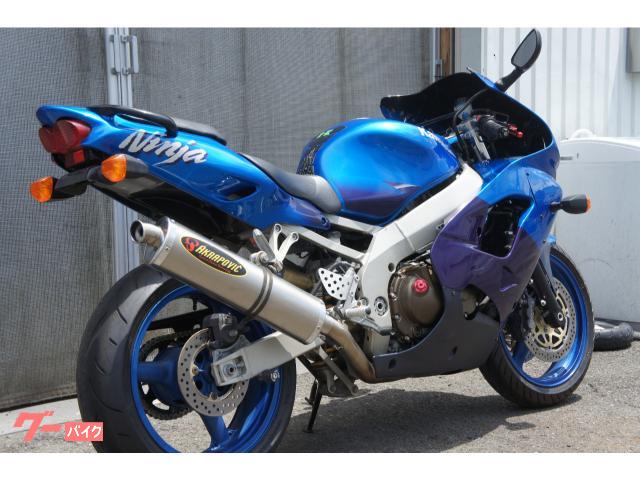 カワサキ Ｎｉｎｊａ ＺＸ－９Ｒ １９９９年モデル ＺＸ９００Ｃ アクラボビッチマフラー｜ＧＡＲＡＧＥ Ｉ｜新車・中古バイクなら【グーバイク】