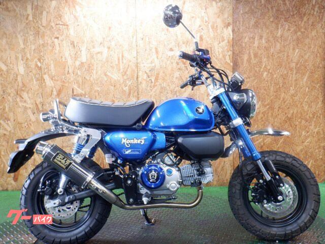 モンキー１２５　５速ミッションＡＢＳ標準装備ＪＢ０３モデル　カスタムタンク　ヨシムラマフラー　タコメーター装備
