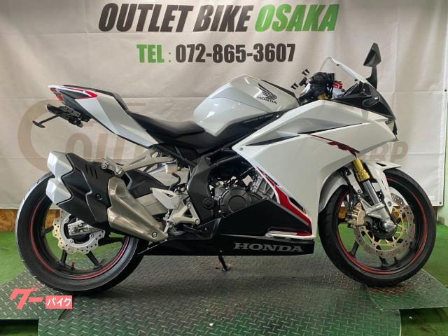 ＣＢＲ２５０ＲＲ　２０１９年式モデル　フェンダーレス　ヘルメットロック　販売店保証付き　レバーカスタム　ＬＥＤヘッドライト標準装備