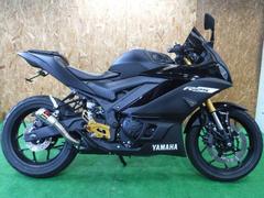 ヤマハ　ＹＺＦ−Ｒ２５　アクラボマフラー　バックステップ装備